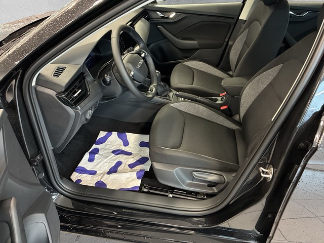 Skoda - Scala 1,0 TSI Essence AHK_15