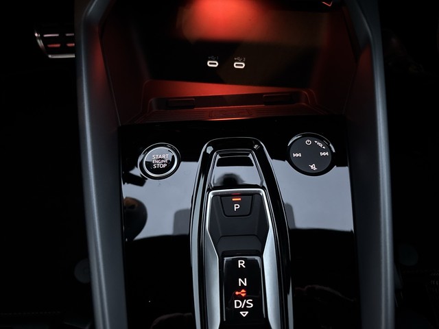 VW - Tiguan Elegance 2,0 l TDI SCR 110 kW (150 PS) 7-Gang-Doppelkupplungsgetriebe DSG Elegance Navi+Panorama+Kamera_11
