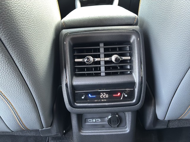 Skoda - Kodiaq 2.0 TDI DSG 4x4 Selection Virtual+Matrix+Navi+Kamera_6