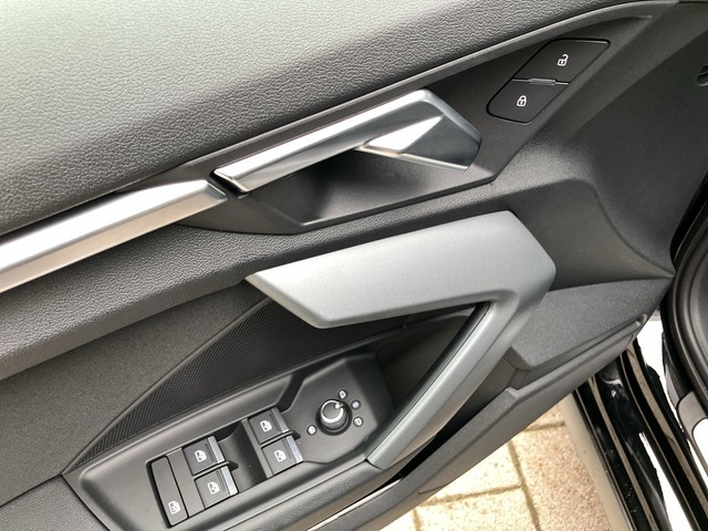 Audi - A3 Sportback 35 TFSI S tronic S line ACC+LED+RFK_5