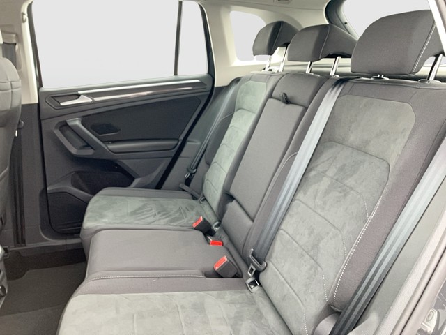 VW - Tiguan 2.0 TDI DSG Elegance AHK+RFK+IQ-L+ACC+NAV_3