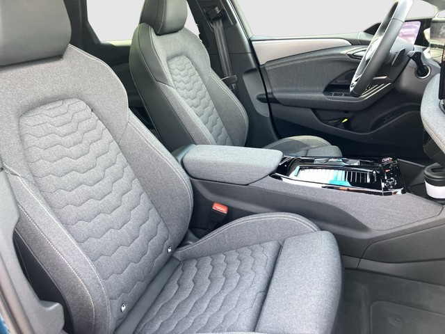 Audi - A6 e-tron Avant edition one blue S-line AHK PANO_6