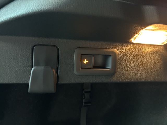 Skoda - Scala 1,0 TSI Essence AHK_7