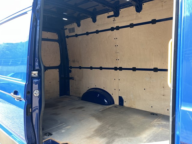 VW - Crafter 35 Kasten MR HD Klima,AHK,StandHz,Kamera_7