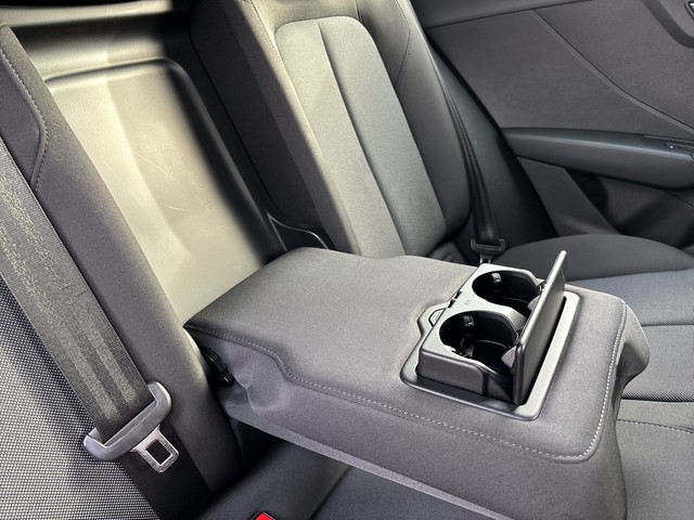 Audi - Q2 35 TFSI S-tronic AHK LM17 NAVI PDC SHZG TEMP_6