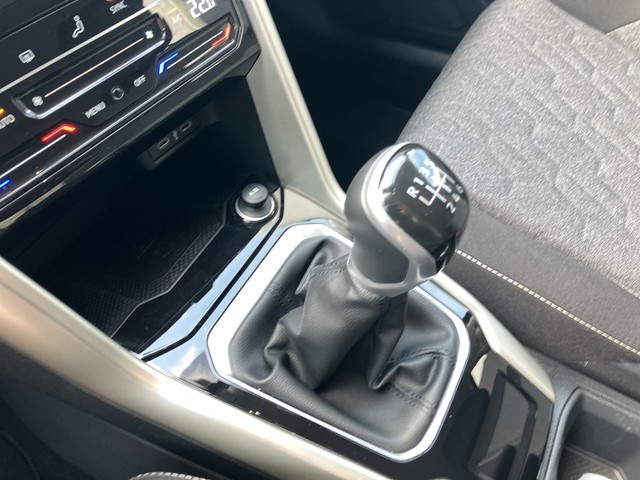 VW - T-Roc 1.0 TSI Move LED+NAVI+SHZG+PDC+LANE+LM17"_6