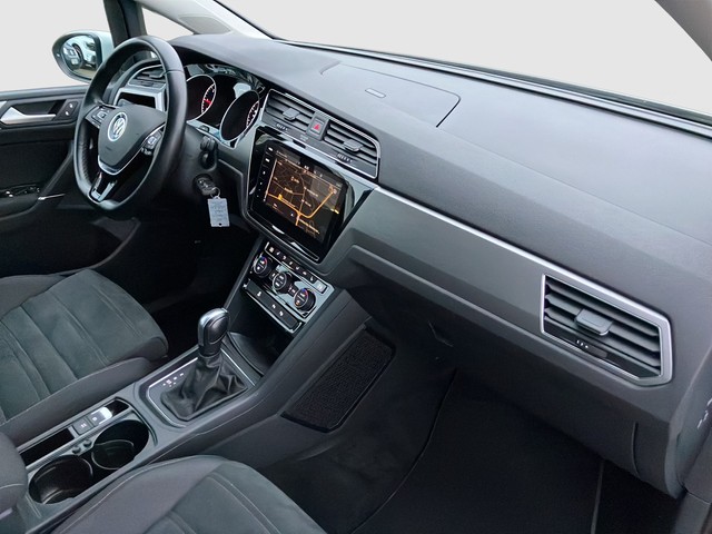 VW - Touran 2.0 TDI DSG Comfortline AHK CAM NAVI STHZG_7