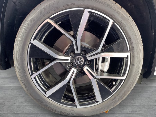 VW - Tayron 2,0 l TDI 4MOTION DSG R-Line AHK+Head+Pano_7