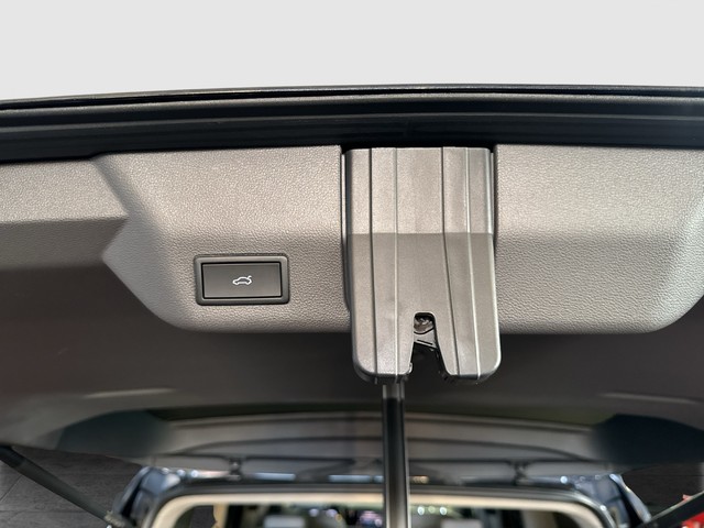 VW - T7 Multivan 1.5 eHybrid Life LÜ lang 4Motion,AHK_6