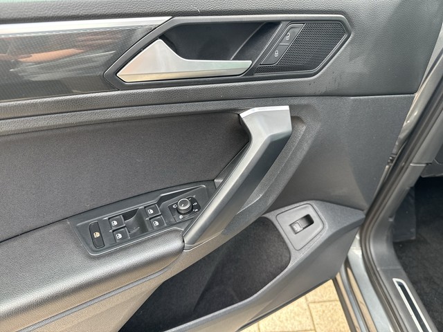 VW - Tiguan 2.0 TDI DSG Highline AHK+ACC+LED+NAVI+PDC_5