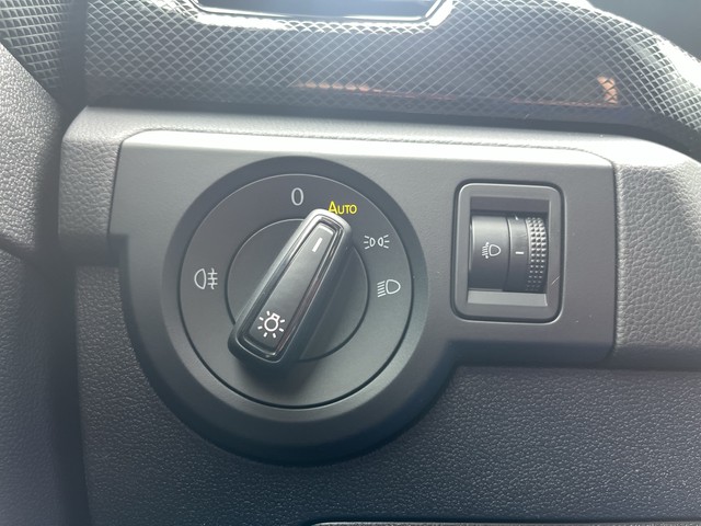 VW - Golf VIII Lim. 1.5eTSI 110 kW Edition 50_6