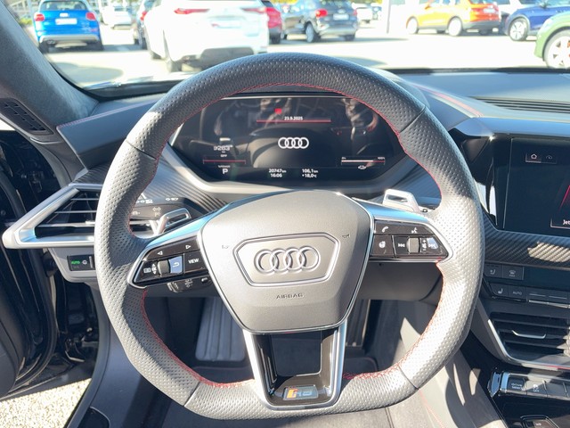 Audi - e-tron GT RS quattro_12