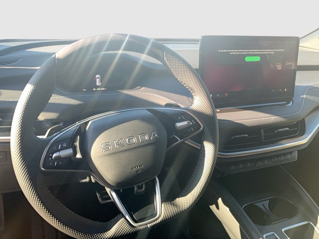 Skoda - Enyaq 85 Sportline AHK+NAVI+RFK+SHZG+PANO_14