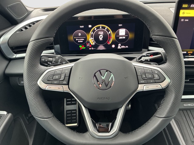 Audi - A6 e-tron Avant performance S-line AHK B&O PANO_8