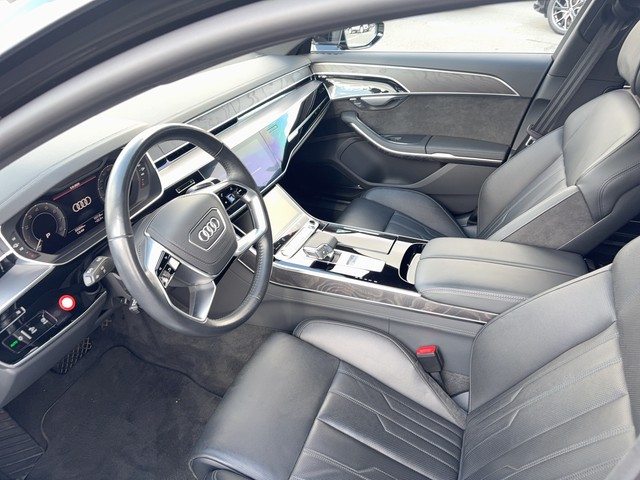 Audi - A8 60 TFSI e Tiptronic quattro MATRIX+PANO_11