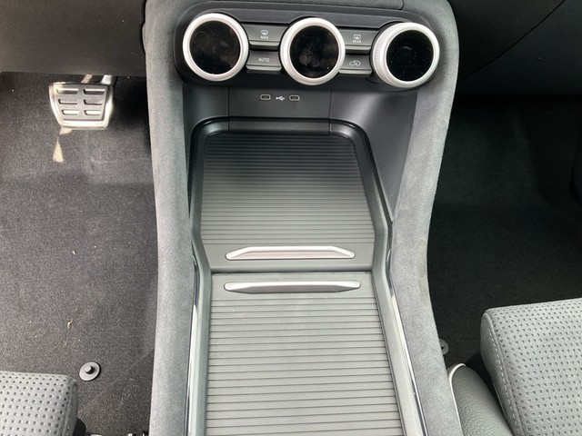 Fahrzeugbild_6