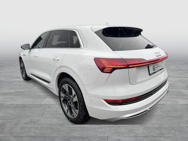 CUPRA - Born LED LM19 MFL PDC SHZG TEL_6