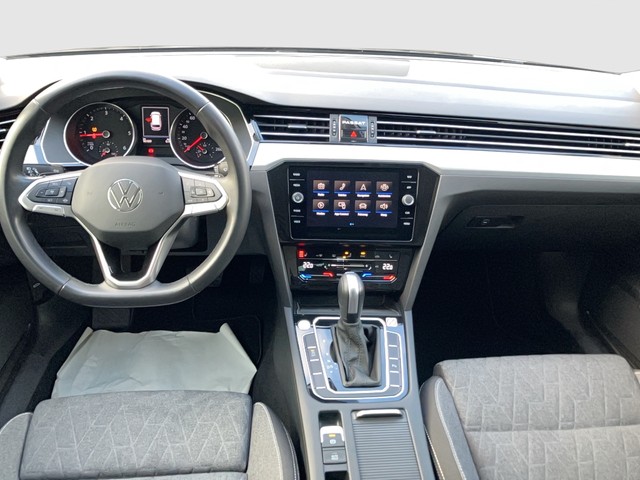 VW - Passat Variant 2.0 TDI DSG Business AHK+ACC+NAVI_2