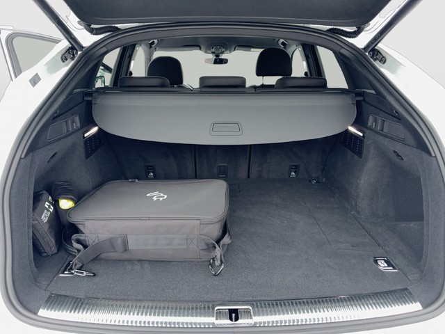Audi - Q5 Sportback 50 TFSI e S-tronic quattro S-Line MATRIX LED_4