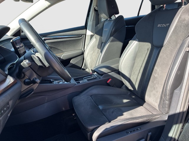 VW - Touran 1.5 TSI DSG Comfortline RFK+AHK+LED+7SITZ_5