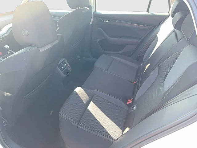 Skoda - Octavia Combi 2.0 TDI Ambition GRA+PDC+NAVI+AHK_3