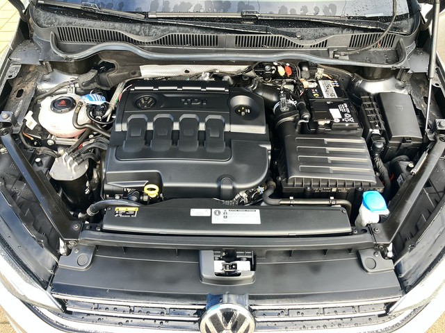 VW - Golf Sportsvan 1.6 TDI DSG IQ.Drive AHK+ACC+NAVI_9 VW - Golf Sportsvan 1.6 TDI DSG IQ.Drive AHK+ACC+NAVI_9