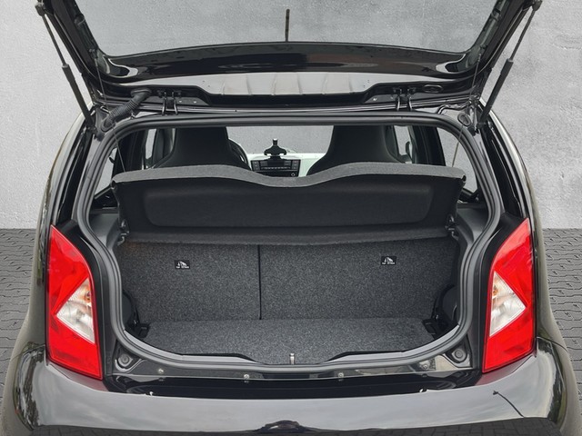 Skoda - Octavia Combi 2.0 TDI DSG Selection Head Up+Navi_14