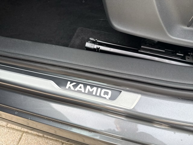 Skoda - Kamiq 1.5 TSI DSG Monte Carlo AHK+NAVI+PANO+SHZG_8