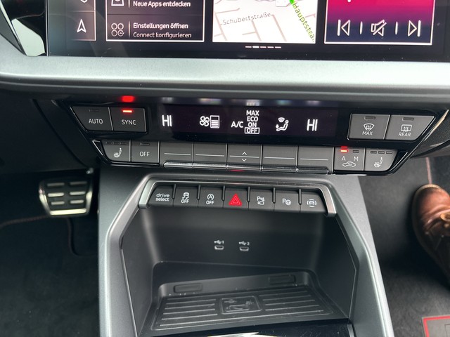 Audi - RS 3 LimTFSI quattro S-tronic CAM HUD LED NAVI_10