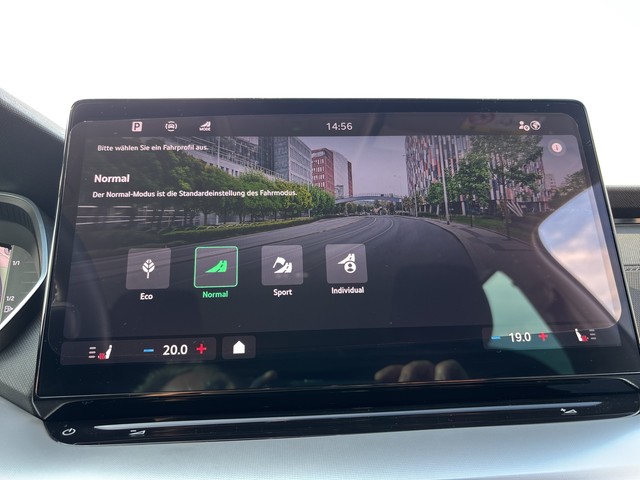 Skoda - Octavia Combi 2.0 TDI DSG Selection ACC LED NAVI_8