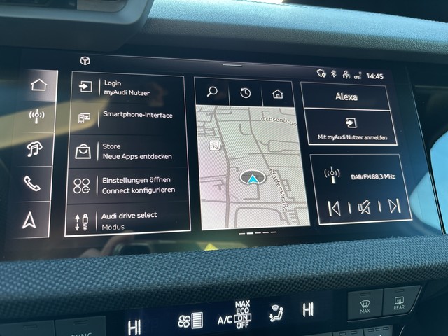 VW - Tiguan 2.0 TDI DSG Elegance Head Up+Panorama_13
