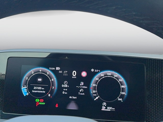 VW - Golf VIII 1.5 eTSI DSG GOAL NAVI+AHK+RFK+ACC+SPUR_2