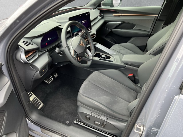 VW - Golf VIII 2.0TSI GTI Virtual+Matrix+Kamera+ACC_15 VW - Golf VIII 2.0TSI GTI Virtual+Matrix+Kamera+ACC_15