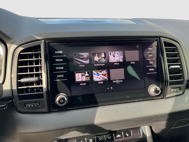 Skoda - Karoq 2.0 TDI DSG Sportline 4x4 AHK+PANORAMA+RFK_14