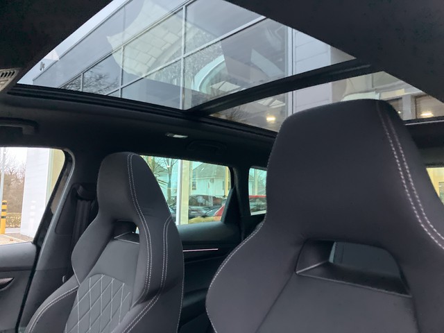 Skoda - Karoq 1.5 TSI DSG Sportline AHK+ACC+NAVI+PANO_8