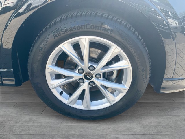 Audi - Q3 35 TFSI S-tronic S line PANO+NAVI+SHZG+LM18"_13