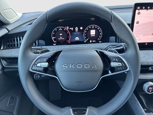 Skoda - Superb Combi 2.0TDI DSG Selection AHK+Matrix+Navi_6