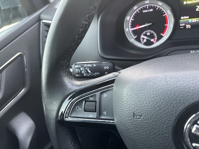 Skoda - Karoq 1.5 TSI Style AHK Memory Chrompaket Navi LED_8