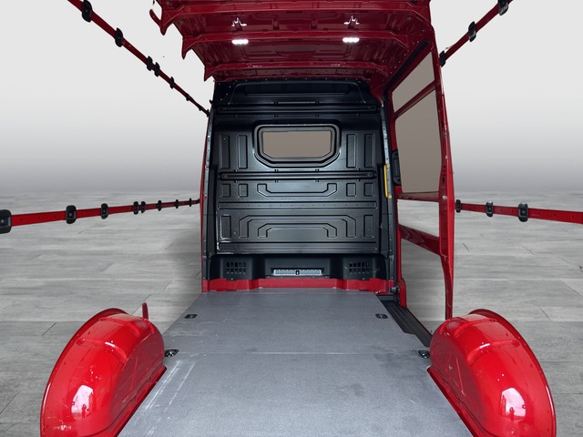 VW - Crafter 35 Kasten MR HD Klima,Navi,AHK,Kamera_6