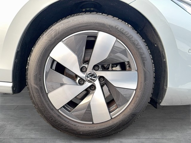 VW - Golf VIII 1.5 eTSI DSG GOAL NAVI+AHK+RFK+ACC+SPUR_20