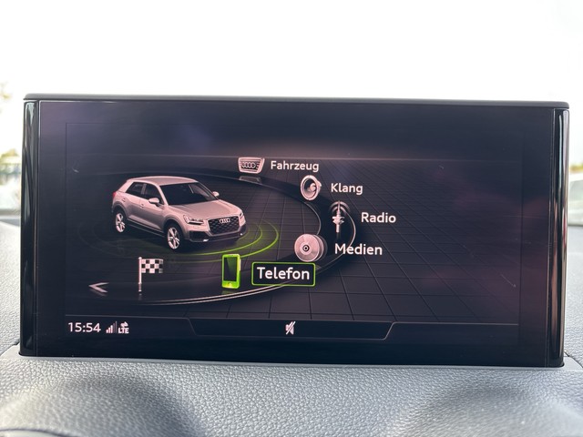 Audi - Q2 35 TFSI S-tronic AHK LM17 NAVI PDC SHZG TEMP_9