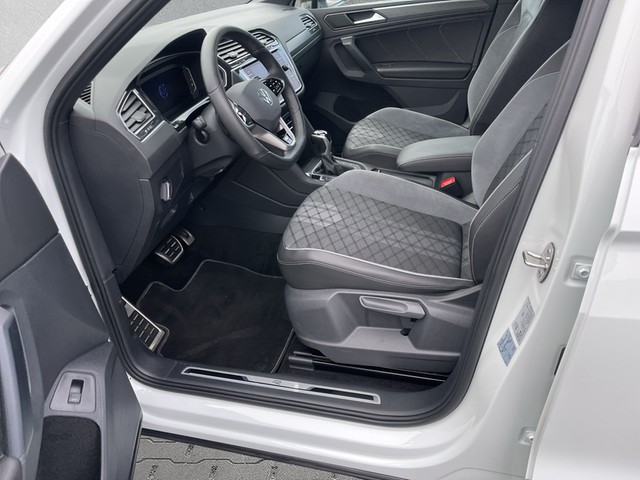 VW - Tiguan 1.5 TSI DSG R-Line AHK CAM LED LM19 NAVI_16 VW - Tiguan 1.5 TSI DSG R-Line AHK CAM LED LM19 NAVI_16