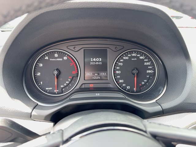 Fahrzeugbild_12