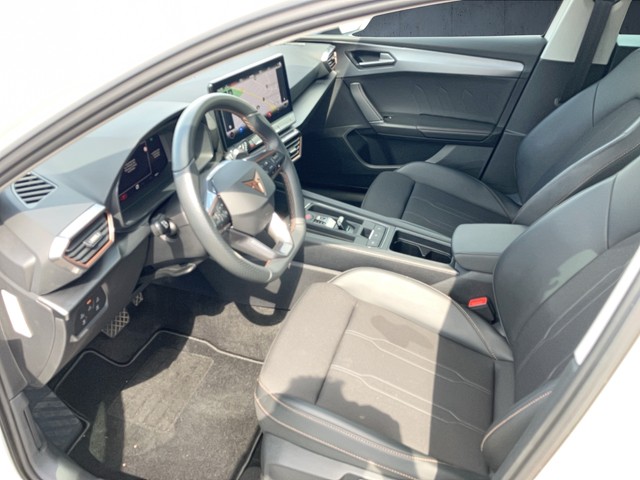 CUPRA - Leon Sportstourer 2.0 TDI DSG ACC CAM LED NAVI_14