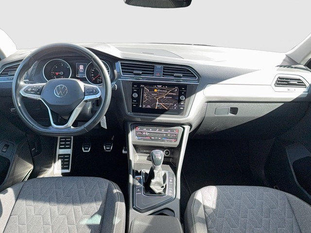 VW - Tiguan 2.0 TDI Move AHK+ACC+LED+NAVI+SHZG+LM18"_2