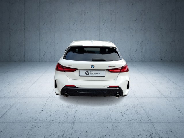 BMW - M135 i xDrive M-Paket HUD Sitzhzg BMW Live PDC_9