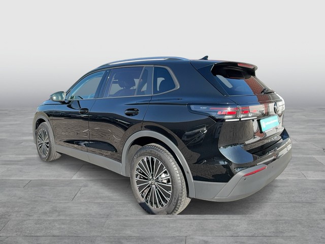 VW - Touran 1.5 TSI DSG Highline Black AHK DCC DYN_16