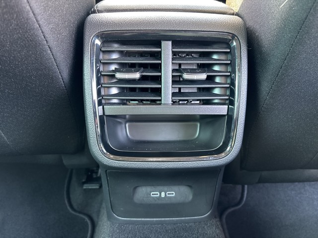 Skoda - Octavia Combi 2.0 TDI DSG Selection ACC LED NAVI_7