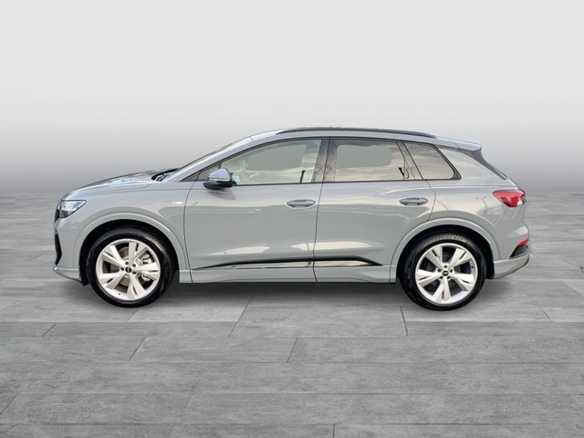 Audi - Q4 e-tron 45 quattro S-line ACC CAM LED NAVI_8