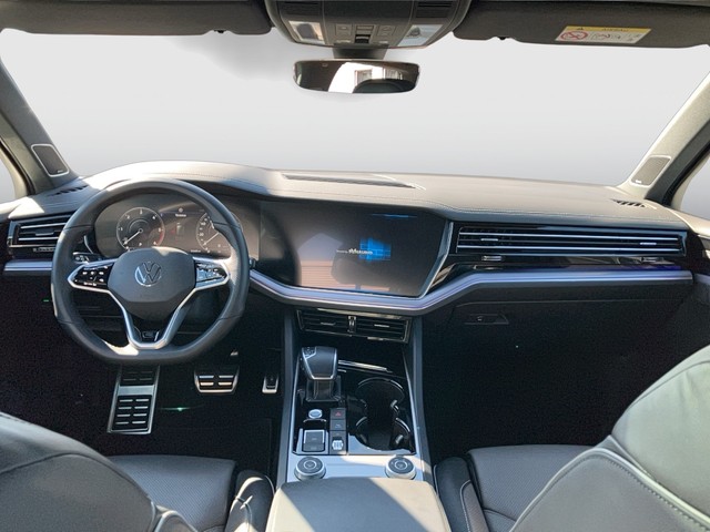 VW - Touareg 3.0 V6 TDI 4Motion R-Line AHK LED PANO_2